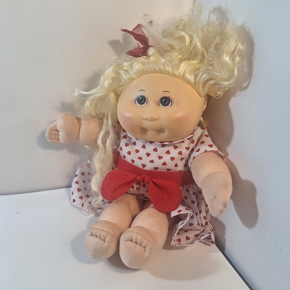 Cabbage babyland Other - Cabbage Patch Girl Babyland Exclusive 2021 Heart Dress & Bow Plush